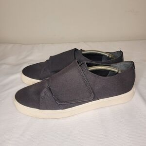 Vince Blair Women’s Black Canvas Velcro Shoes sz 8.5